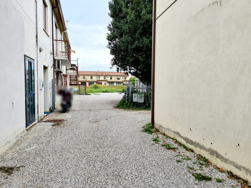 Immagine 3 di Terreno in vendita  in VIA VITTORIO a Ponso