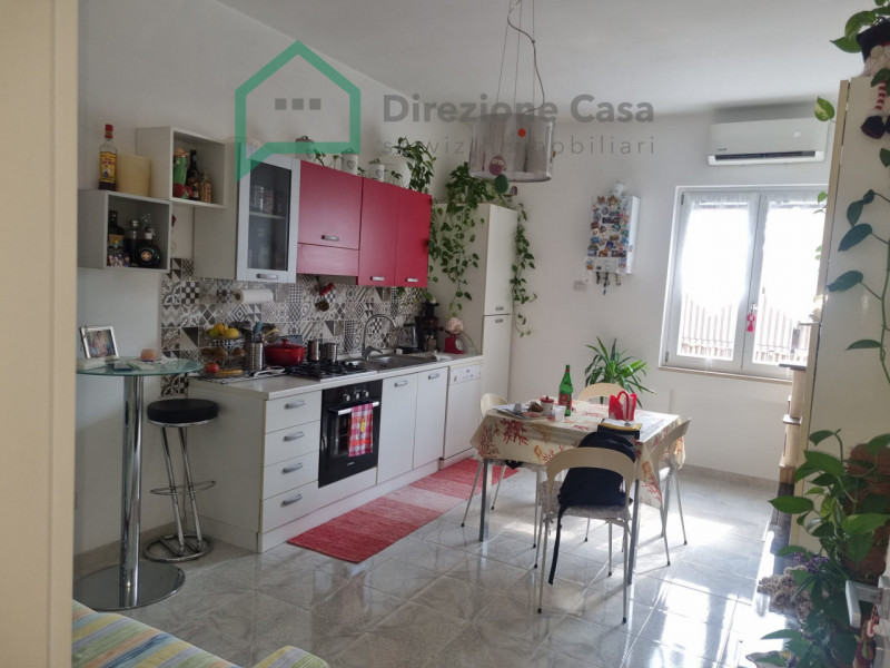 Immagine 11 di Appartamento in vendita  in Via Giuseppe Palmieri a Napoli