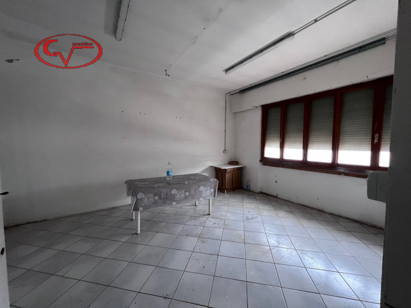 Immagine 11 di Laboratorio in affitto  in via leonardo da vinci a San Giovanni Valdarno