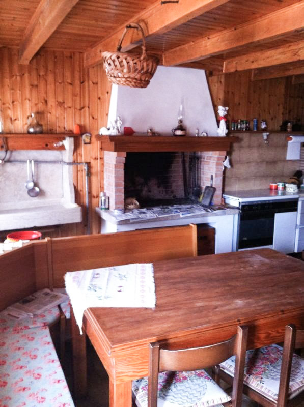 Immagine 4 di Rustico / casale in vendita  in Via Petrazzini a Crespadoro