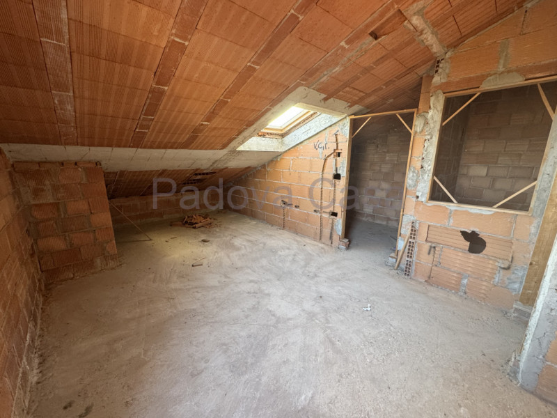 Immagine 9 di Casa trifamiliare in vendita  a Vigodarzere