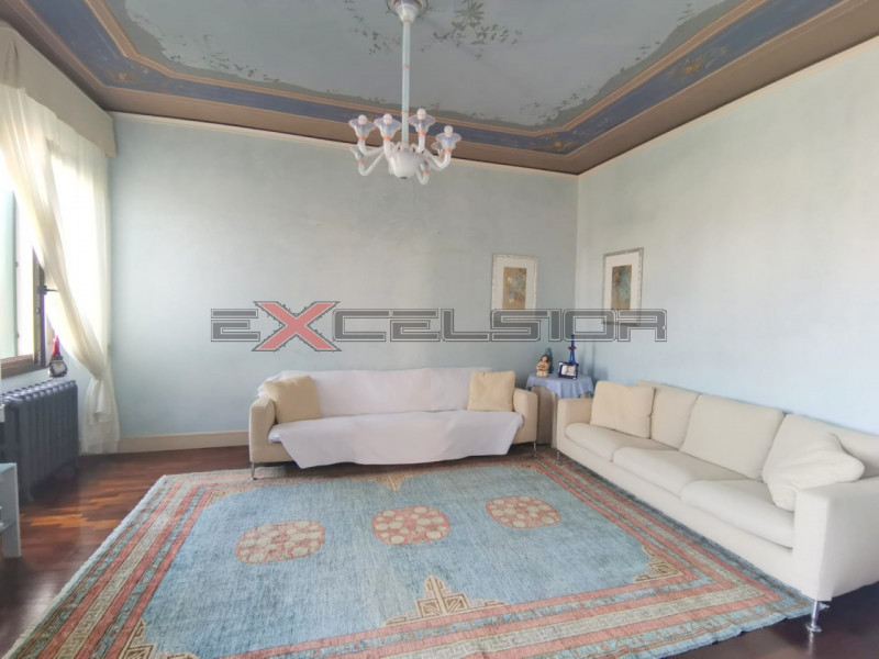 Immagine 11 di Appartamento in vendita  in C.so Risorgimento n. 160 - Porto Viro (RO) a Loreo