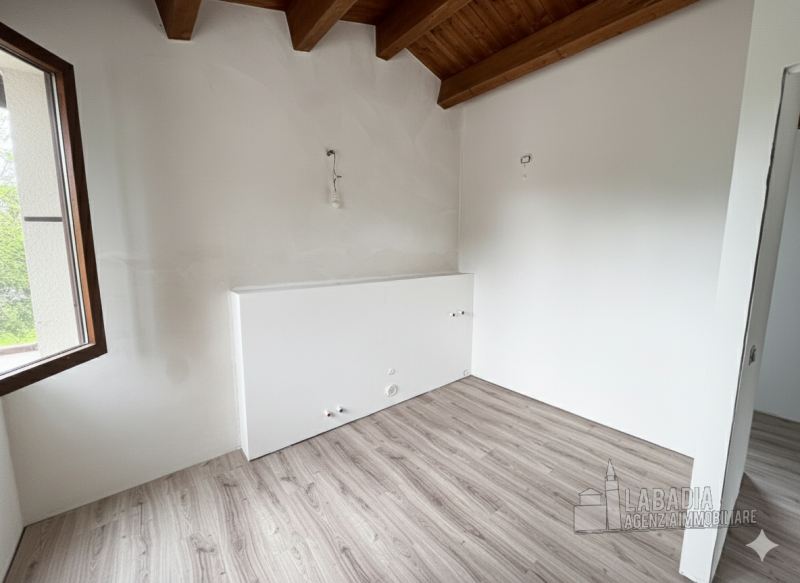 Immagine 49 di Casa indipendente in vendita  in Via Gardese 379 a Giacciano Con Baruchella