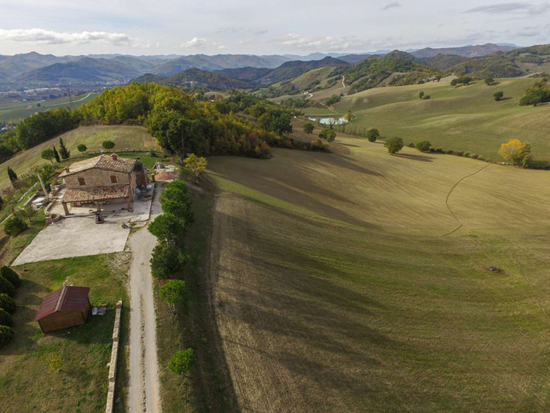 Immagine 2 di Terreno in vendita  in Località Ca' Straipo a Sant'angelo In Vado