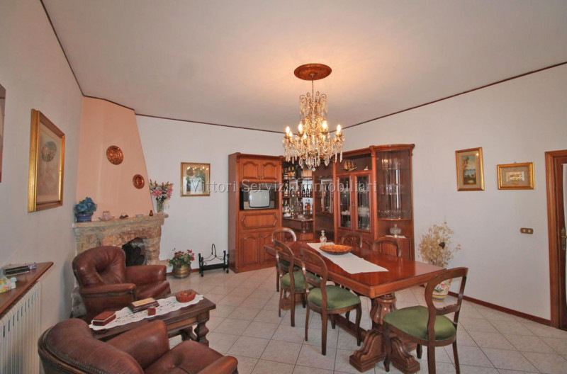 Immagine 3 di Appartamento in vendita  in Via enrico mattei a Sinalunga