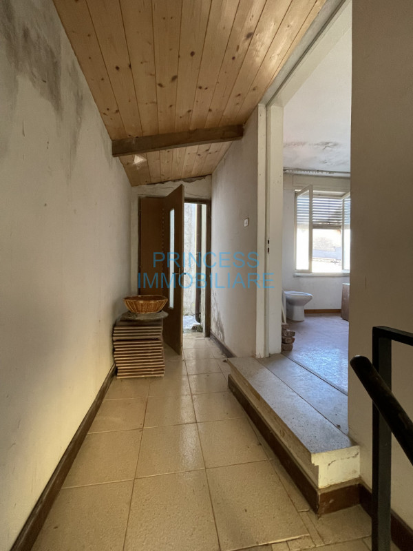 Immagine 5 di Villetta a schiera in vendita  a Torrebelvicino