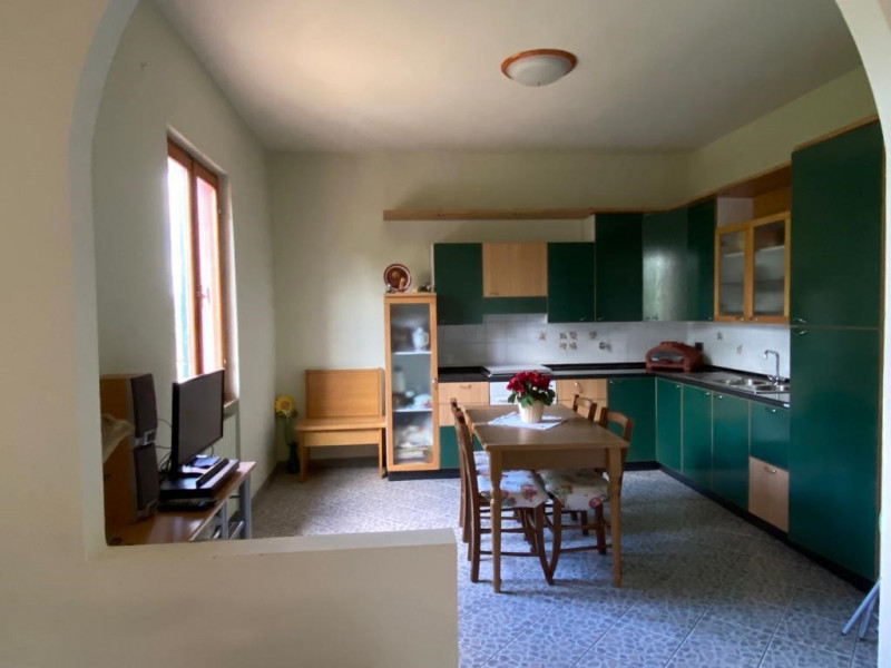 Immagine 18 di Villa in vendita  in Via d'Azeglio a Bucine