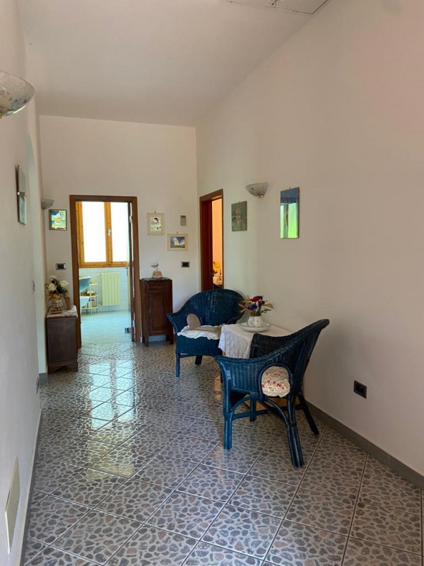 Immagine 25 di Villa in vendita  in Via d'Azeglio a Bucine