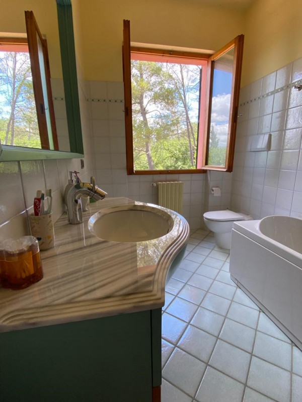 Immagine 29 di Villa in vendita  in Via d'Azeglio a Bucine