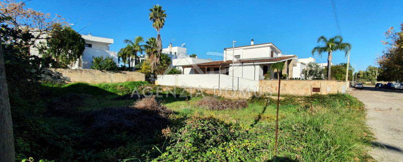 Immagine 5 di Terreno in vendita  in via w. tobagi a Taviano