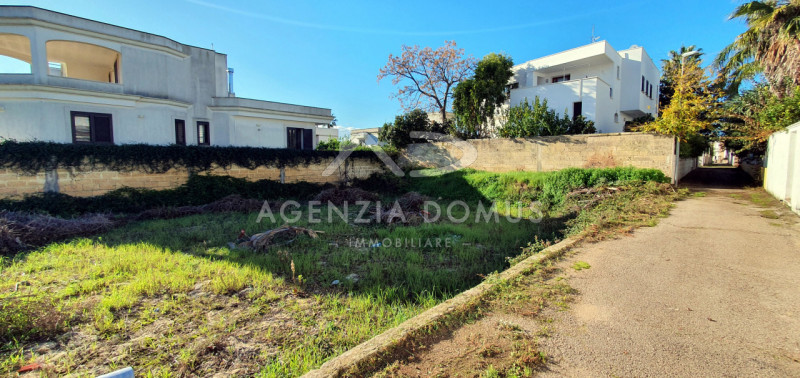 Immagine 6 di Terreno in vendita  in via w. tobagi a Taviano