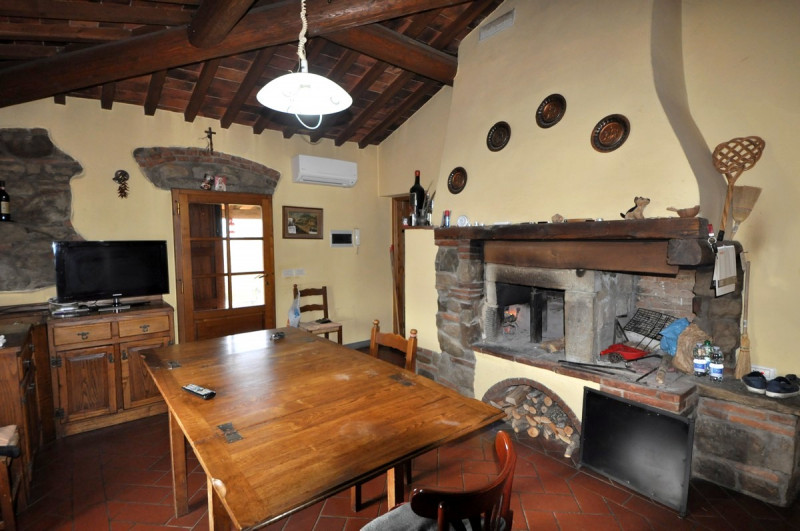 Immagine 6 di Casa indipendente in vendita  a Terranuova Bracciolini