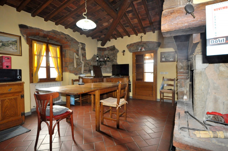 Immagine 7 di Casa indipendente in vendita  a Terranuova Bracciolini