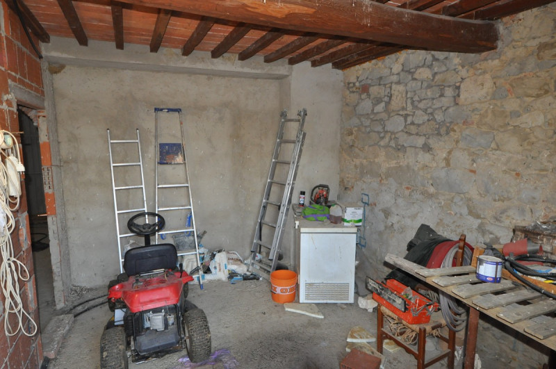 Immagine 19 di Casa indipendente in vendita  a Terranuova Bracciolini
