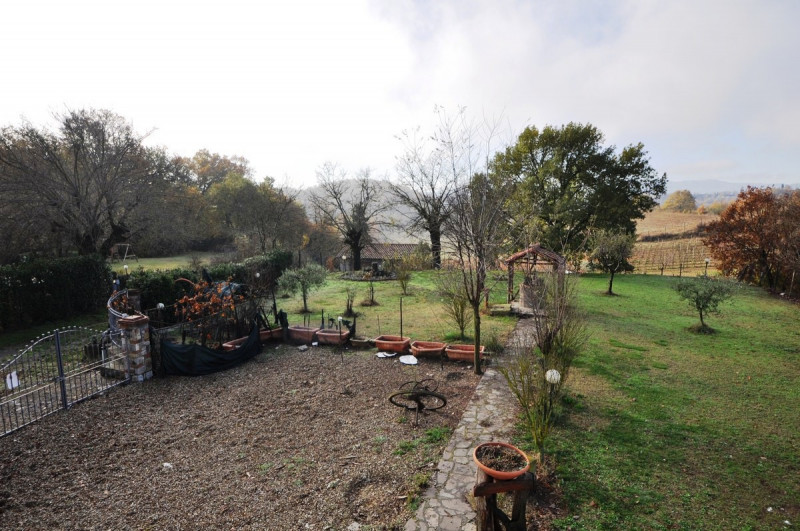 Immagine 21 di Casa indipendente in vendita  a Terranuova Bracciolini