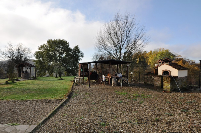 Immagine 22 di Casa indipendente in vendita  a Terranuova Bracciolini