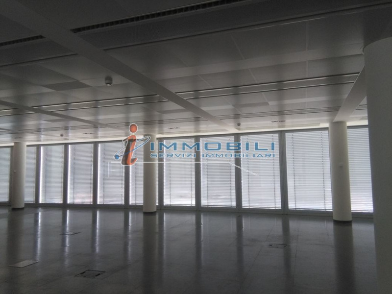 Immagine 8 di Ufficio in affitto  in VIA ANNA MARIA MOZZONI a Milano