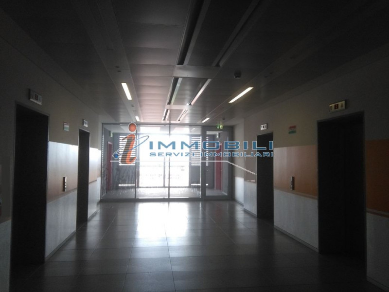Immagine 18 di Ufficio in affitto  in VIA ANNA MARIA MOZZONI a Milano