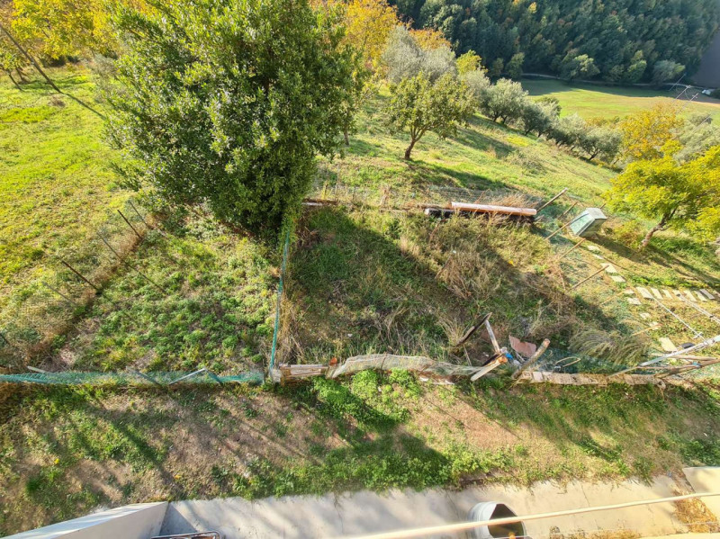 Immagine 11 di Appartamento in vendita  in via della Costituzione a Frontino