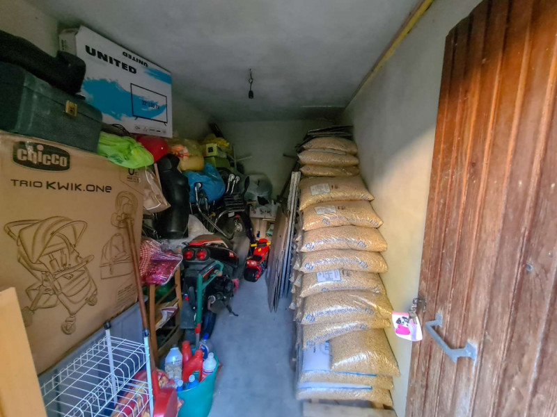 Immagine 12 di Appartamento in vendita  in via della Costituzione a Frontino