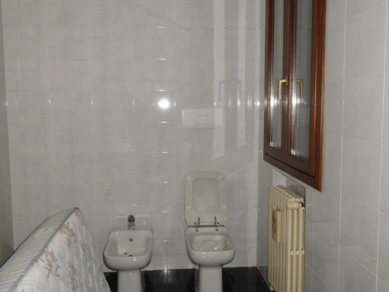 Immagine 7 di Casa bifamiliare in vendita  in Via Magellano a Selvazzano Dentro