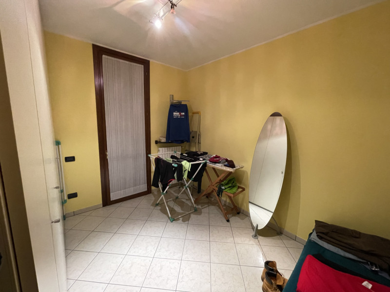 Immagine 12 di Appartamento in vendita  a Suzzara