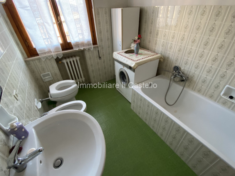 Immagine 16 di Appartamento in vendita  in Via Fabio Filzi a Chiusi