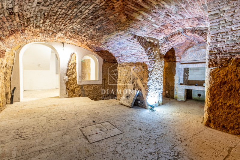 Immagine 73 di Villa in vendita  in Via Biondella a Verona