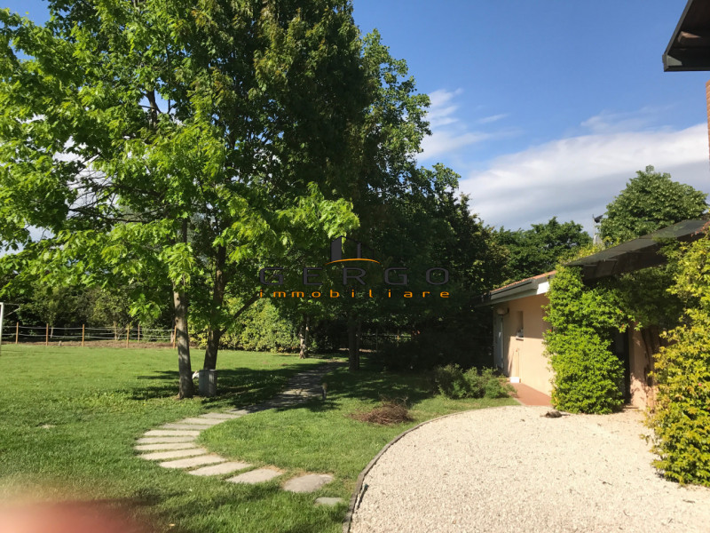 Immagine 7 di Villa in vendita  in Via Roma a San Biagio Di Callalta