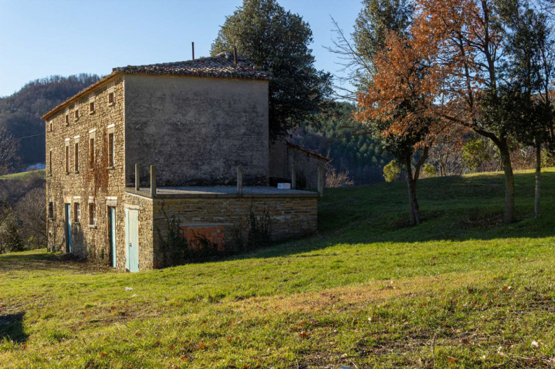 Immagine 21 di Rustico / casale in vendita  in Località Ca' Bacchio a Pietrarubbia