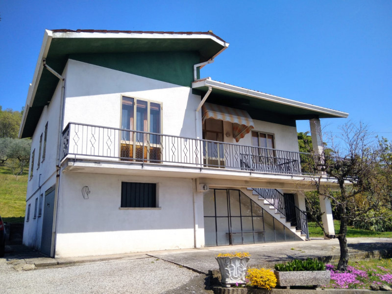 Immagine 4 di Casa indipendente in vendita  a Lozzo Atestino