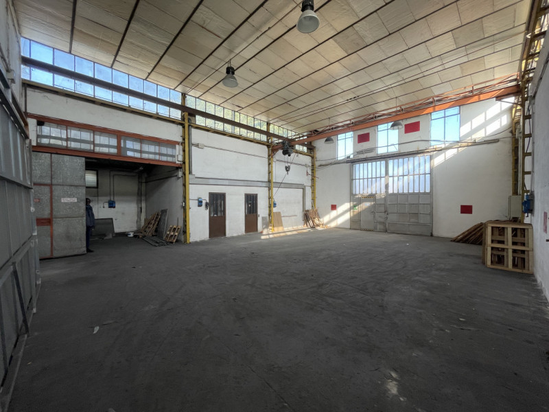 Immagine 11 di Capannone industriale in vendita  in Via Fermi a Rubano