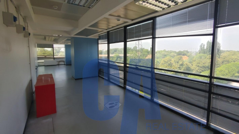 Immagine 20 di Ufficio in affitto  in STRADA MILANO FIORI a Assago