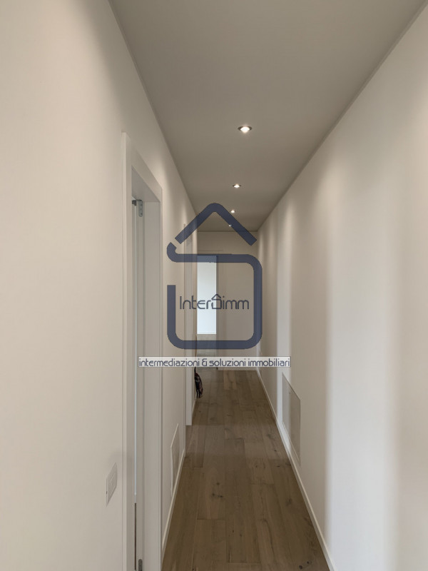 Immagine 5 di Appartamento in vendita  in via montello a Selvazzano Dentro