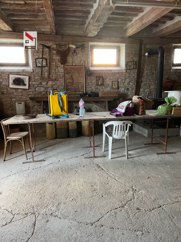 Immagine 32 di Rustico / casale in vendita  in Via San Vincenzo a Ostra