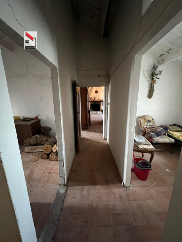 Immagine 34 di Rustico / casale in vendita  in Via San Vincenzo a Ostra