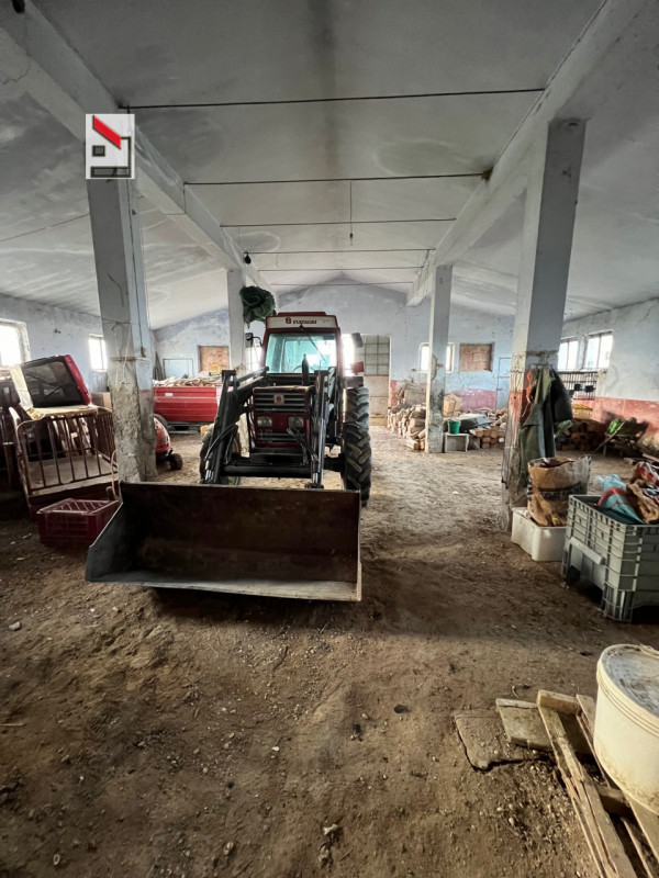 Immagine 35 di Rustico / casale in vendita  in Via San Vincenzo a Ostra