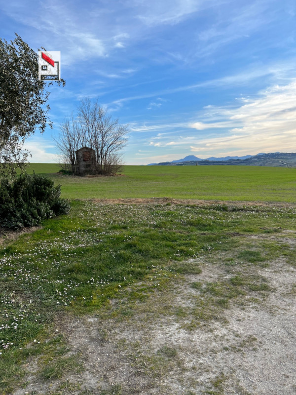 Immagine 42 di Rustico / casale in vendita  in Via San Vincenzo a Ostra