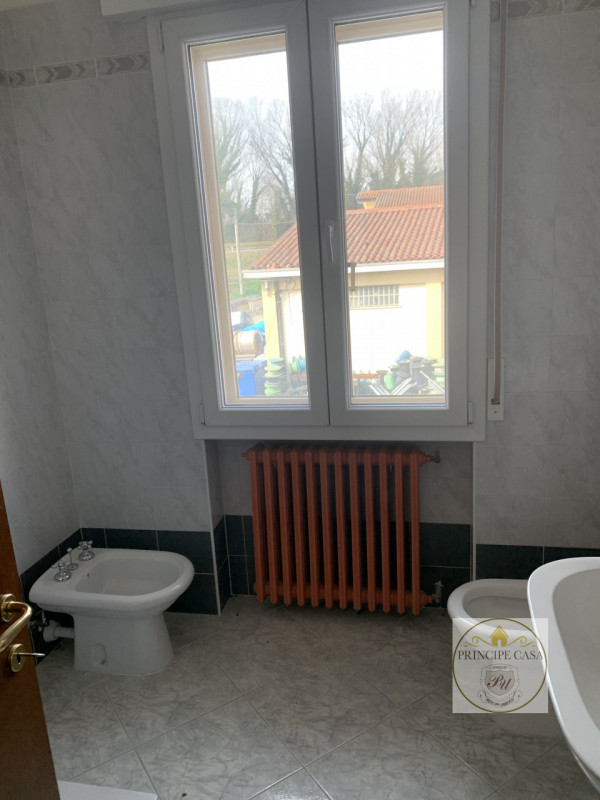 Immagine 7 di Capannone industriale in vendita  in Via Grimani a Battaglia Terme