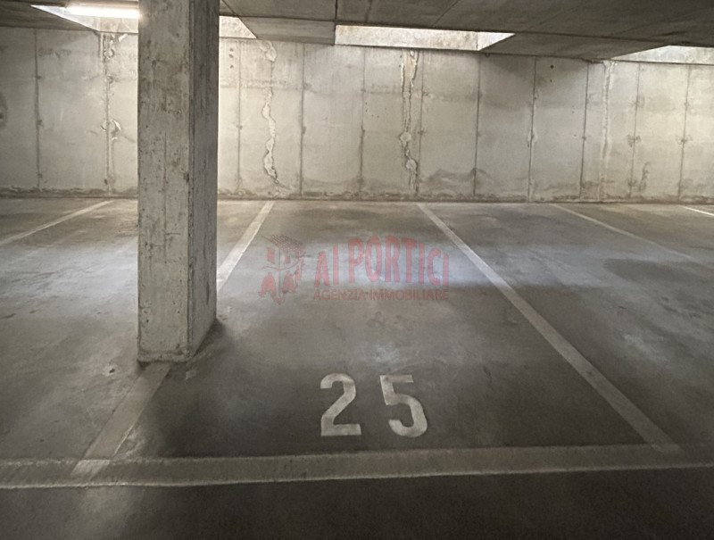 Immagine 14 di Posto auto in affitto  in Vicolo Mezzaluna a Piove Di Sacco