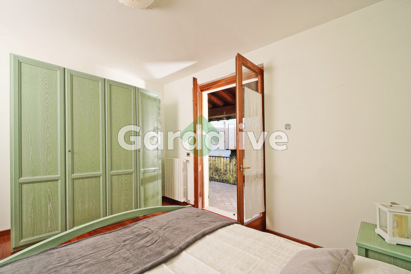 Immagine 9 di Villa in vendita  a Toscolano-Maderno