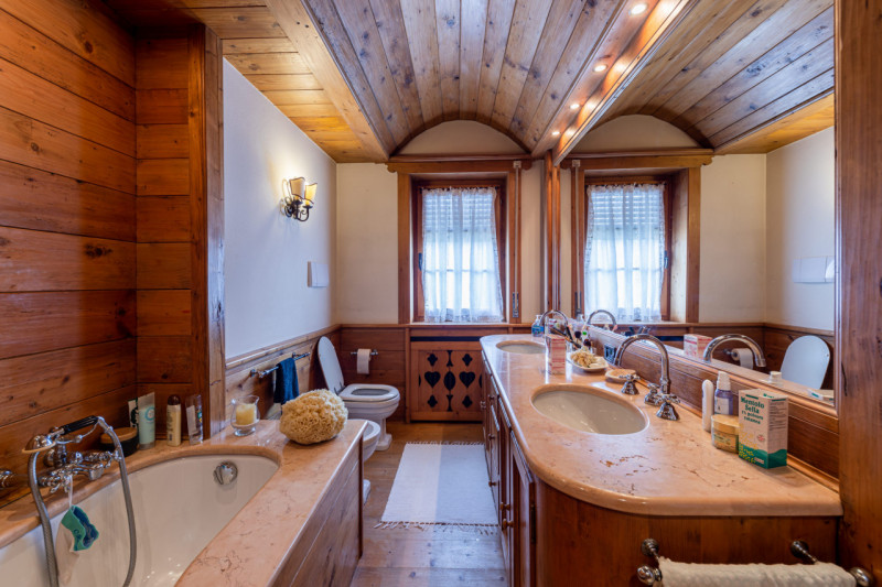 Immagine 20 di Appartamento in vendita  in Via Brigata Piemonte a Asiago