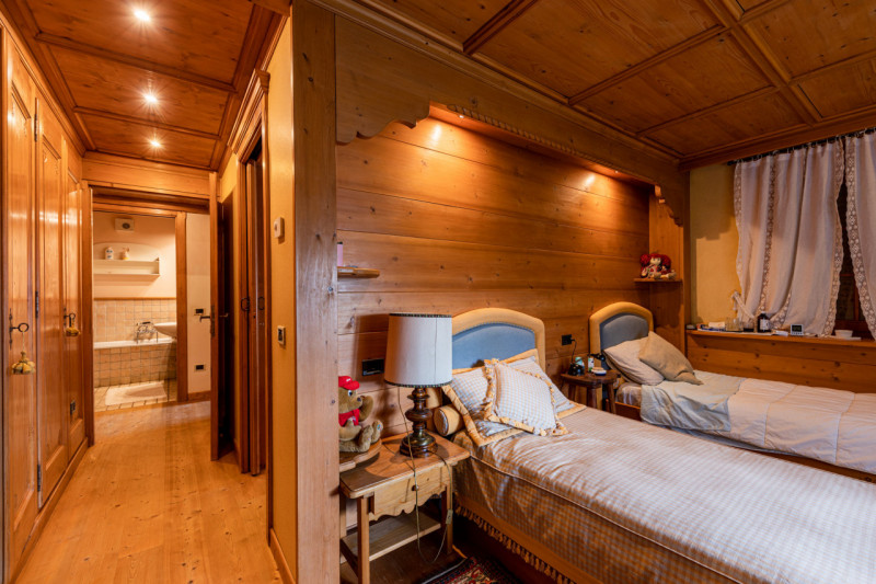 Immagine 22 di Appartamento in vendita  in Via Brigata Piemonte a Asiago