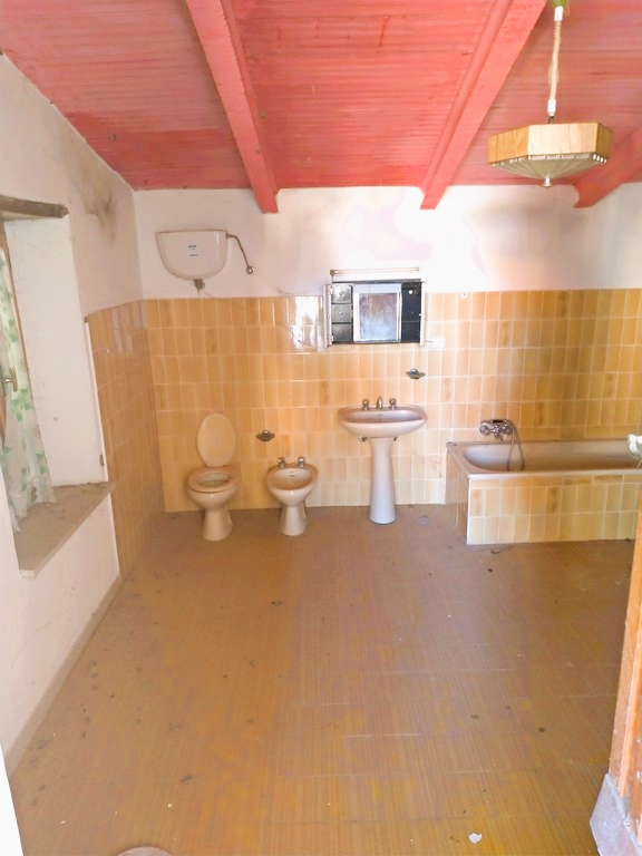 Immagine 11 di Casa indipendente in vendita  in Via del perna a Passignano Sul Trasimeno