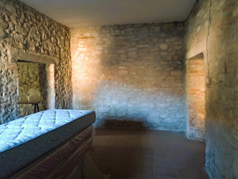 Immagine 17 di Casa indipendente in vendita  in Via del perna a Passignano Sul Trasimeno