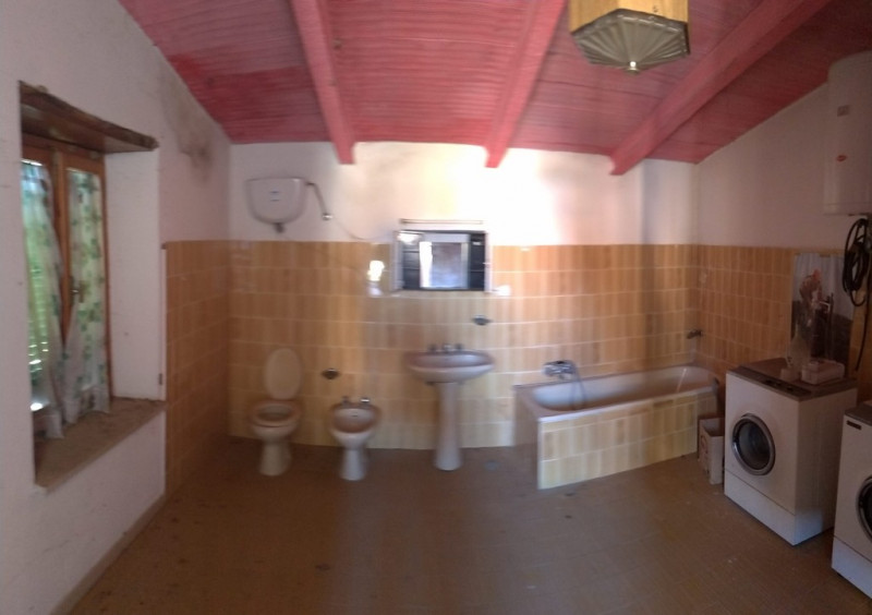 Immagine 18 di Casa indipendente in vendita  in Via del perna a Passignano Sul Trasimeno