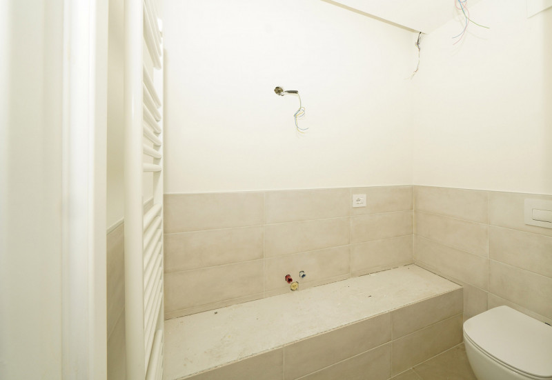 Immagine 11 di Villa in vendita  in Via Brunati 17 a Salò