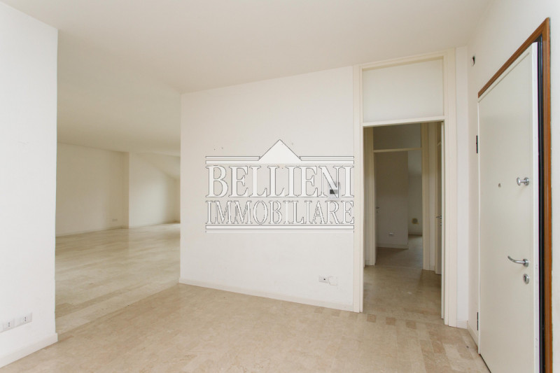 Immagine 13 di Appartamento in vendita  in corso palladio a Vicenza