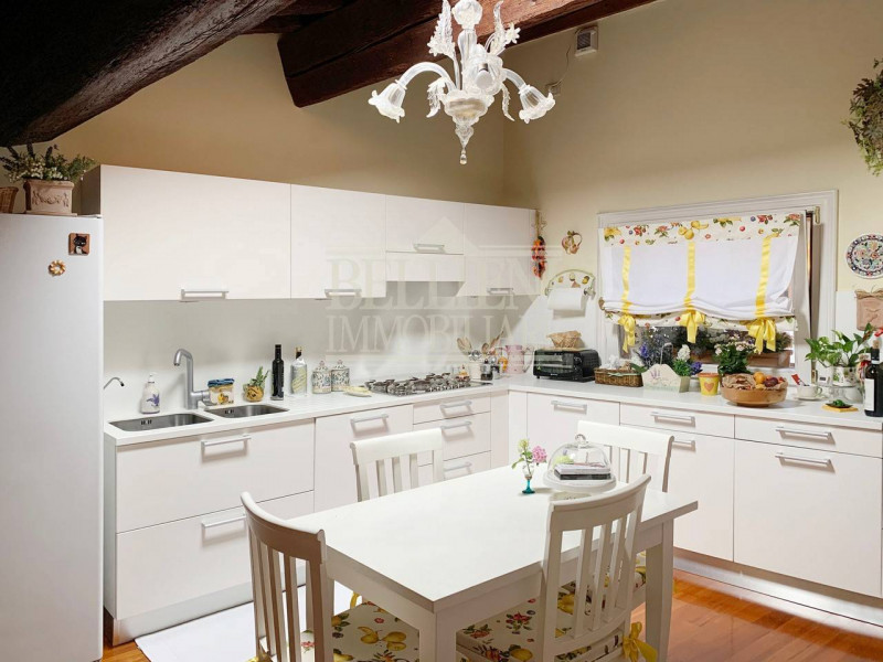 Immagine 6 di Attico in vendita  in Via Cesare Battisti a Vicenza