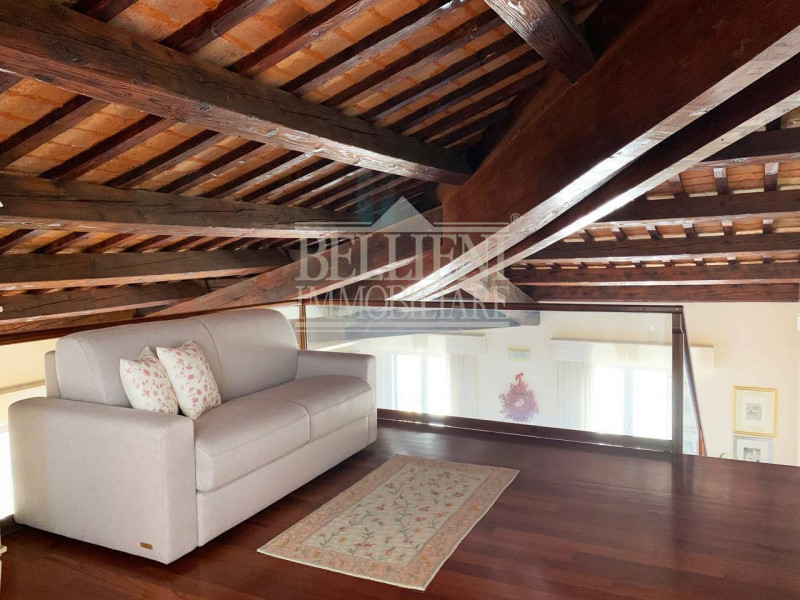 Immagine 17 di Attico in vendita  in Via Cesare Battisti a Vicenza